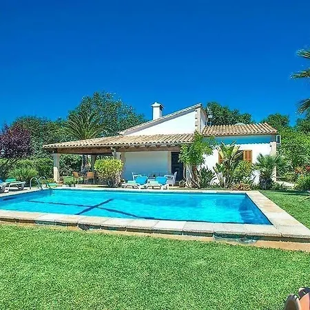 Geranios Villa *